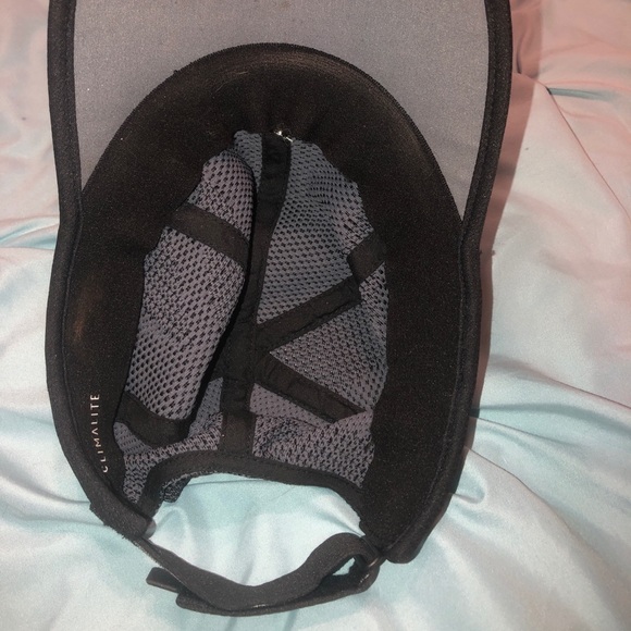 Hat - Picture 4 of 4